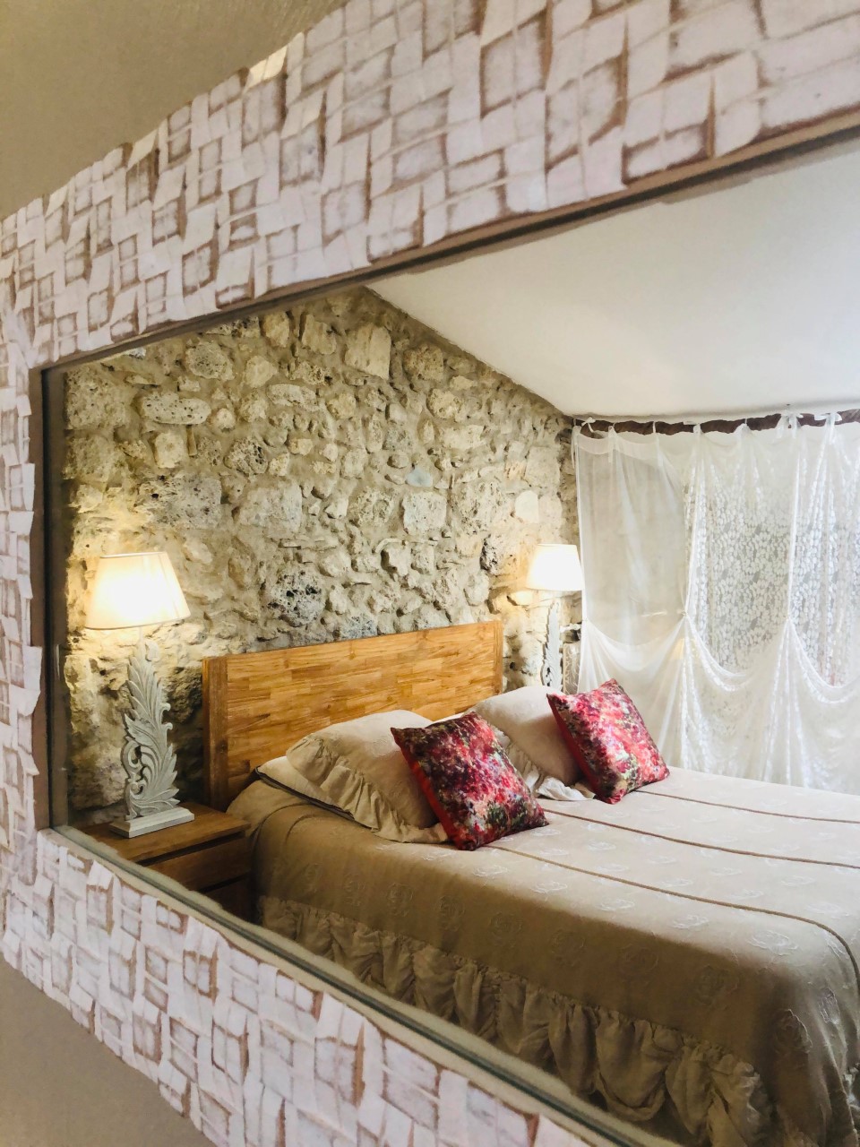 chateau de murviel chambre la balinaise reflet